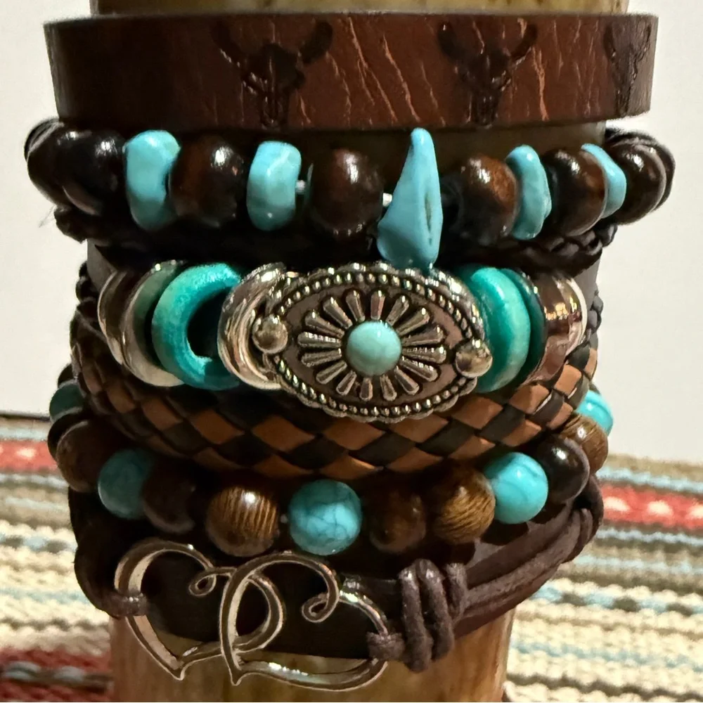 NWOT Set of 6 Fashion Jewelry Bracelets Turquoise, Silver, Wood & Brown Leather